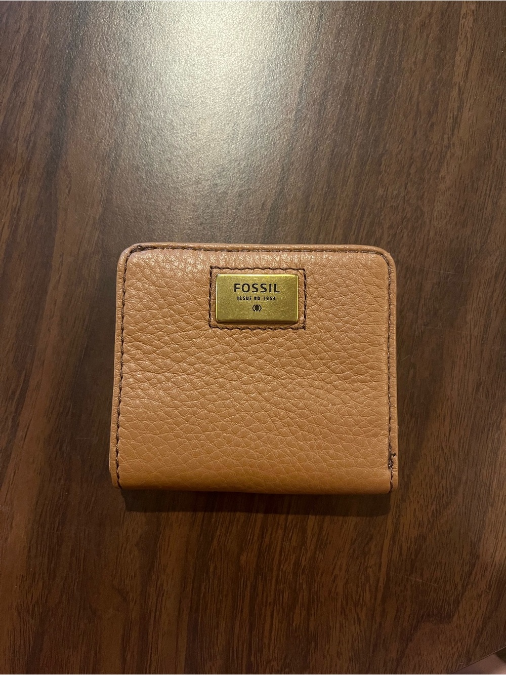 Fossil Light Brown Pebbled Leather Wallet with Brass Logo Plate
